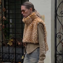 LIMO Ladies Sleeveless Faux Fur Gilet Turtleneck Spotted Print Casual Loose Fashion Plush Waistcoat