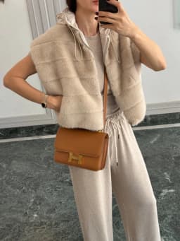 Faux Mink Fur Women Coat Removable Hoode Zipper Up Short Sleeves Winter Fall Faux Fur Jacket