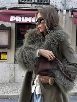 Casual Faux Fur Coats Women Street Full Sleeve Long Loose Patchwork Open Stitch Coat Female 2025 Fashion Winter Lady Outwears