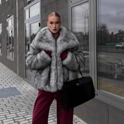 Fashion Winter Soft Fluffy Fur Coat Women High Street Luxury Large lapel Faux Fox Fur Jacket Silver fox colored Female Overcoats