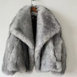 Fashion Winter Soft Fluffy Fur Coat Women High Street Luxury Large lapel Faux Fox Fur Jacket Silver fox colored Female Overcoats