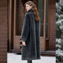 LOUIS YAO Stand Collar Faux Fur Women's Long Coat 2025 Winter Vintage Soft Faux Mink Chic Street Wear Long-Sleeved Warm Coat
