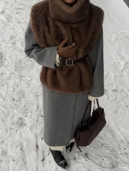 Women Stand Collar Faux Fur Vest Chic Solid High Collar Sleeveless Loose Waistcoat Casual 2026 New Lady Daily Street Short Vests
