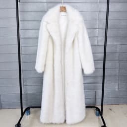 Imitation Fur Coat Feminine Elegance Women's Fur Coat 2026 New Winter Fashion High Quality Temperament Lapel Women Fur Coat H101