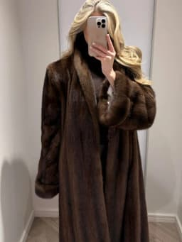 Women Color Block Faux Fur Long Coat Broad Shoulder Open Front Plush Jacket Two‑tone Luxury Winter Warm Streetwear Outerwear New