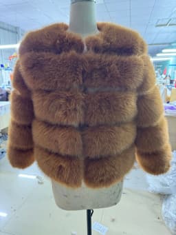 2025 Winter Women's Faux Fur Coar Plaid Solid Long Hair Artificial Fur Jacket For Female Comfortable Lady Faux Fox Fur Jacket