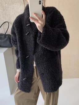Cute Warm Faux Lamb Long Coat Women Fashion Sweet Loose Thick Winter Kawaii Jacket Outwear Casual Chic Stand Collar Buttons Top