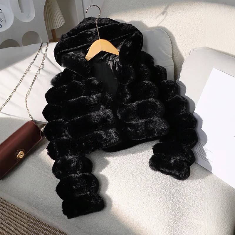 Soft Cozy Plush Faux Rabbit Fur Hooded Coat for Women Horizontal Cropped Padded Jacket Women Winter Casual Zipper Warm Outerwear