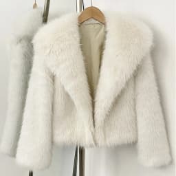 DEAT Winter 2026 Fashion Faux Fox Fur Coat For Women Elegant High-end Solid Color Short Warm Loose Jackets Female 11C580