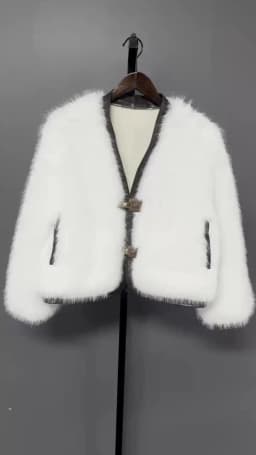 DEAT 2026 Winter Fashion Style Loose V-neck Faux Mink Fur Coat Short Coats For Women Soft Single Breasted Jackets 29B296