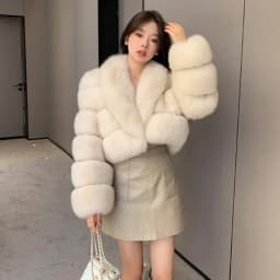 Luxury Faux Fox Fur Cropped Coat for Women Winter Elegant Long Sleeve Fluffy Plush Jackets Female Solid Color Warm Fur Outerwear