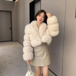 Luxury Faux Fox Fur Cropped Coat for Women Winter Elegant Long Sleeve Fluffy Plush Jackets Female Solid Color Warm Fur Outerwear