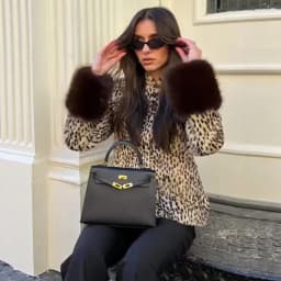 Women Faux Fur Coats Leopard Print Fur Jackets Cotton Linen Stand Collar Long Sleeves Single Breasted Slim Casual 2026 Winter