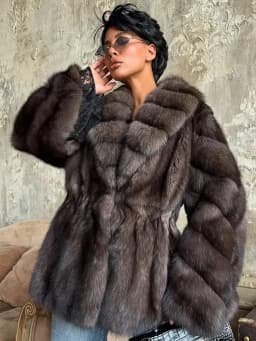 Fashion Fluffy Faux Fur Coat Women Lapel Long Sleeve Loose Pleated Jackets New Winter Warm Female Chic High Street Outerwear