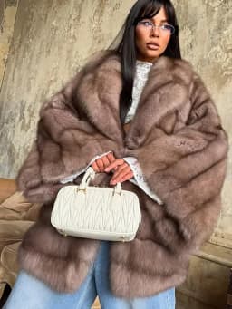 Fashion Fluffy Faux Fur Coat Women Lapel Long Sleeve Loose Pleated Jackets New Winter Warm Female Chic High Street Outerwear