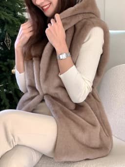 Women's Autumn Winter Korean Style Hooded Sleeveless Faux Fur Vest Outwear Lady Elegant Faux Mink Hair Slim Waist Vest Jacket