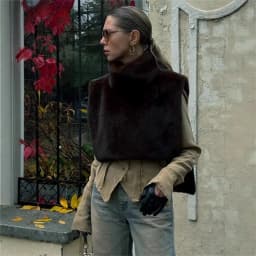 Women Faux Fur Vest Coats Jackets Turtleneck Sleeveless Coat Thick Warm Y2k Streetwear Jacket Elegant Outerwear Autumn Winter