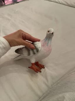 Pigeon Clutch Bag Creative Fun Casual Versatile Bag Home Decoration Ornaments Resin Material