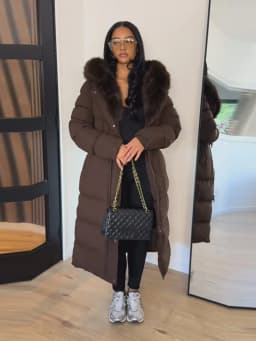 Women Long Puffer Coat Faux Fur Hood Drawstring Waist Zip Up Button Thick Warm Maxi Padded Jacket 2026 Winter Chic Casual Outfit