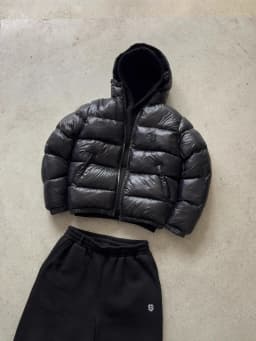 Y2K Baddie Women Short Glossy Black Puffer Coat Small Embroidery Logo Hooded Cropped Bubble Jacket Warm Street Winter Outerwear