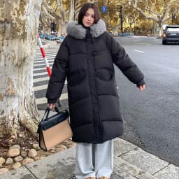 Winter Women Hooded Large Faux Fur Collar Coats Loose Windproof Thick Warm Parkas Zipper Pockets Knee Length Padded Outerwear