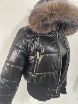 Women's Faux Fur Collar Puffer Coat Winter Streetwear Slim Fit Waist Belted Solid Color Jacket