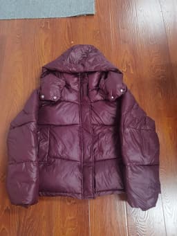 2025 Winter Red Hooded Puffer Coat Women Elegant Warm Short Quilted Jacket
