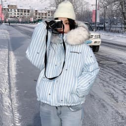 Korean Striped Bow Pattern Cropped Padded Jacket for Women Winter Hooded Coat with Faux Fur Collar Woman Sweet Thick Warm Parkas