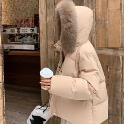 Fashion Faux Fur Collar Hooded Short Puffer Jacket Women 2026 Winter Thicken Parkas Woman Korean Solid Big Pocket Padded Coat