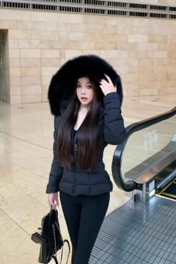 Korean Sweet Girl Fur Collar Hooded Cotton Jacket for Women's Winter Slim Fit Thickened Fashion White Cotton Clip Short Jacket