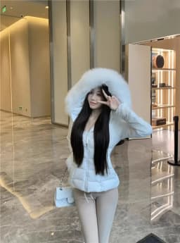 Korean Sweet Girl Fur Collar Hooded Cotton Jacket for Women's Winter Slim Fit Thickened Fashion White Cotton Clip Short Jacket