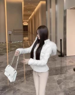 Korean Sweet Girl Fur Collar Hooded Cotton Jacket for Women's Winter Slim Fit Thickened Fashion White Cotton Clip Short Jacket