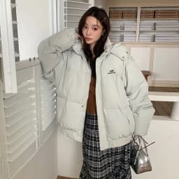 Korean Style Thickened Puffer Jacket for Women Loose Fit Warm Padded Coat Students Winter Solid Color All Match Hooded Parkas