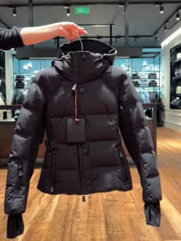 Unique Superb Black Slim Fit Women's Winter Cotton Jacket Waist-Cinching Snowsuit Outerwear Elegant Compact Design