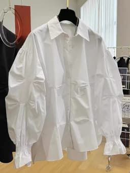 Early Spring 2026 Women's Loose Long Sleeve Shirt Sensation High-End Feeling Unique Exquisite Style Button Detail Po...