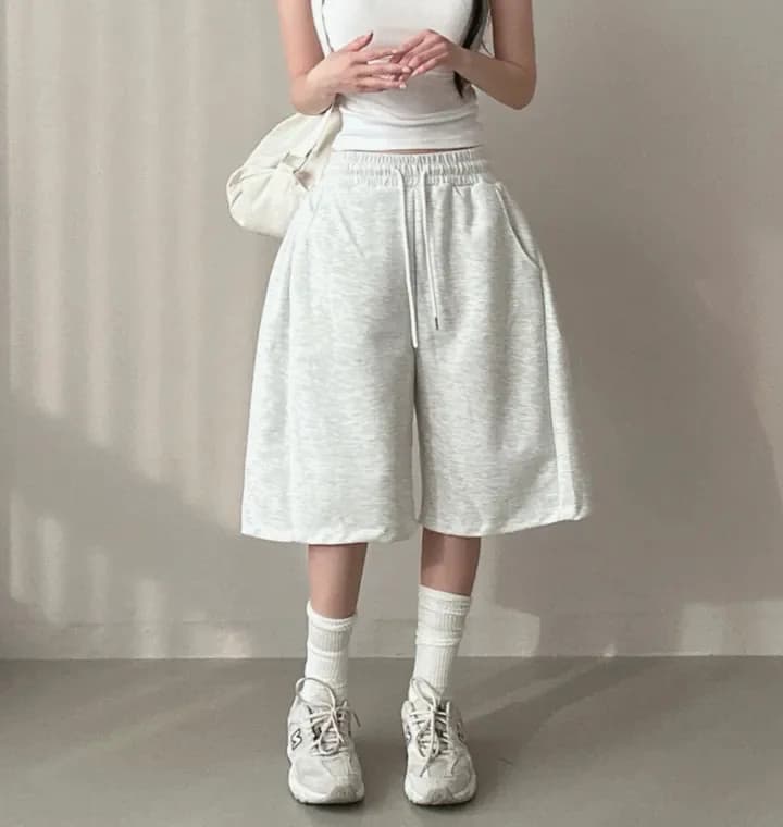 Summer Drawstring Wide Leg Shorts Women Fitness Running Loose Casual Large Sports Shorts Sweat Short High Elastic Lace Up Pants