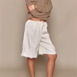 Women Satin Lace Trim Knee Length Bermuda Shorts Drawstring Elastic Waist Wide Leg Midi Shorts Casual Loungewear Holiday Shorts