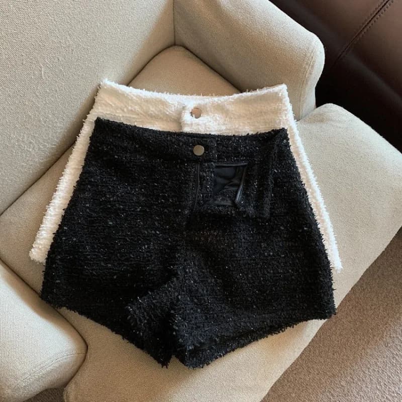 Autumn Women's Chic Black High Waisted Coarse Tweed Wide Leg Casual Woolen Shorts