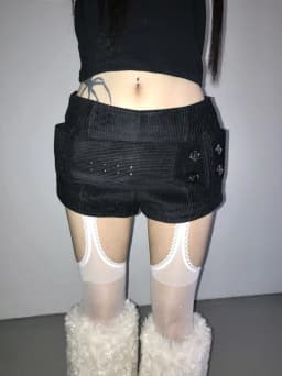 Retro corduroy casual shorts women spring New style rivet decorations Cute cool and bold girl's outerwear Slimming hot pants Y2K