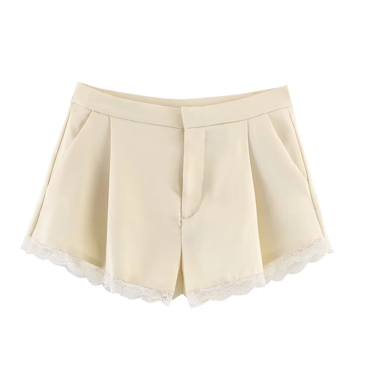 European and American style 2026 spring/summer new women's clothing design sense, mid waist lace decoration texture shorts