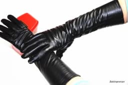 Women's Long Sheepskin Gloves With Colorful Leather and Thick Velvet Lining For Warmth and Winter Cold Protection Gloves