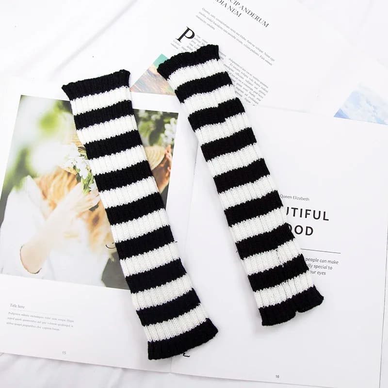 1Pair Knit Fingerless Gloves Women Soft Black White Stripes Warm Knitted Arm Warmers Winter Hand Accessories Stylish Elastic