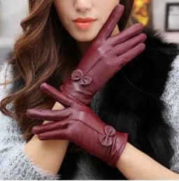 2025 women's genuine leather gloves red sheepskin gloves autumn and winter fashion female windproof gloves