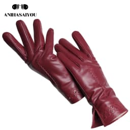 Good Quality High-End Fashion Women's Gloves Sheepskin Keep Warm Comfortable Winter Gloves Hollow Design 2024