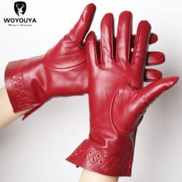 Good Quality High-End Fashion Women's Gloves Sheepskin Keep Warm Comfortable Winter Gloves Hollow Design 2024