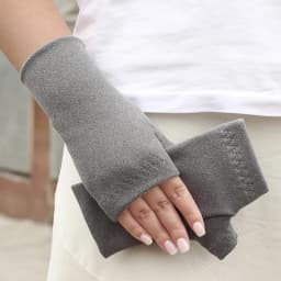 Winter Outdoor Sports Warm Half Finger Gloves for Women and Men Non-Slip Students Cycling Cold Office Bare Finger Gloves
