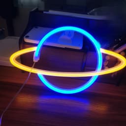 1 Piece of Indoor Room Cozy Planet Decoration Night Light, Pink and Blue Wall Decoration, Game Room Theme Party Decorations, Boys' Gift, USB or Battery Powered (Battery Not Included)