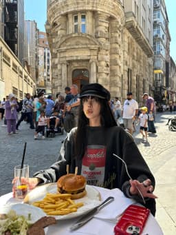 Retro American Letter Print Sweatshirt Women's Loose Casual Style Autumn Winter New Fashion Comfortable Versatile Top Trendy