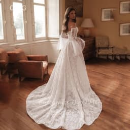 OIMG Lace Flare Sleeves A Line Wedding Dress Strapless Bride Dresses Floor Length With Tail Wedding Gowns Customized