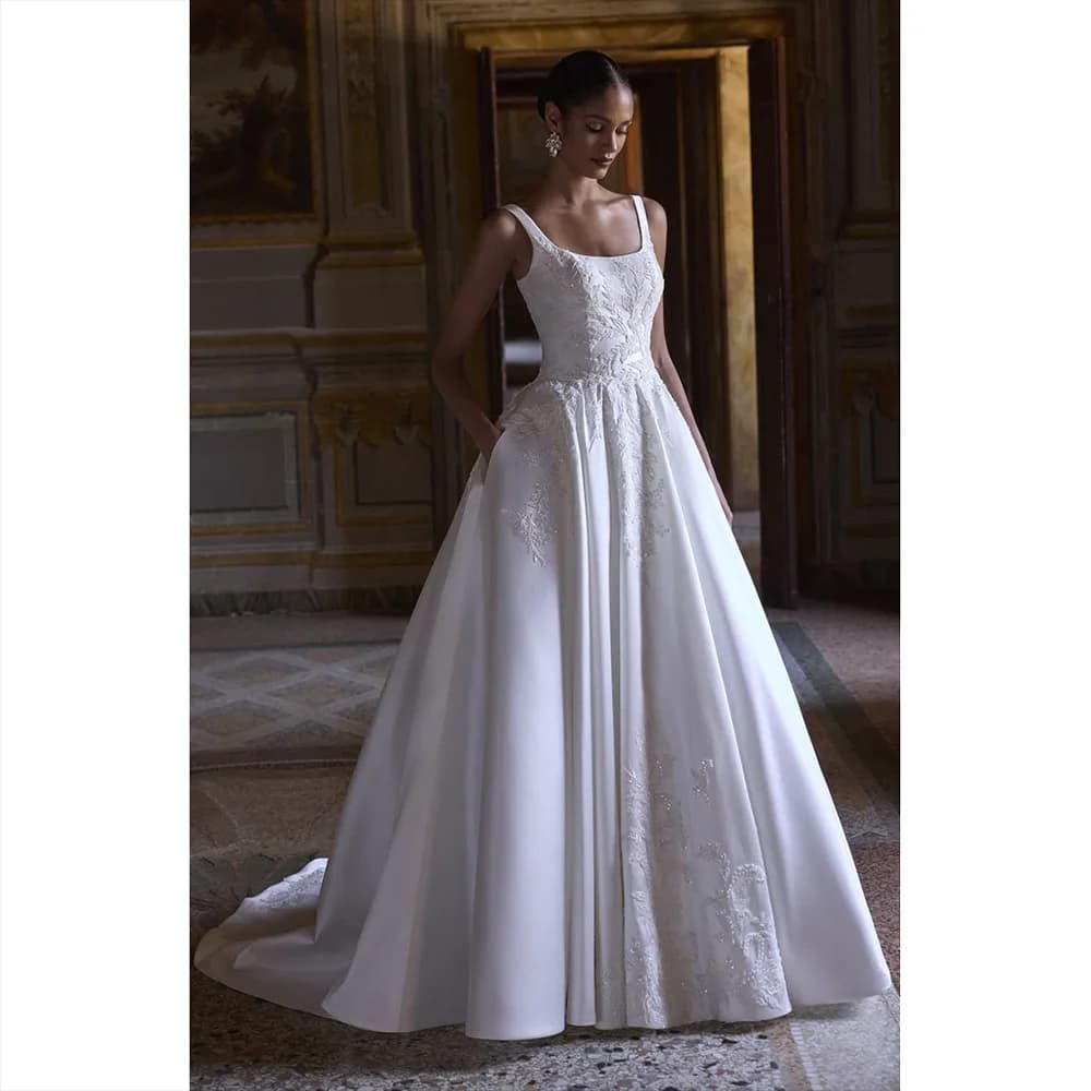 New Arrival Satin Wedding Dress Customized Sleeveless Square Neck Appliqued Beaded A Line Sweep Train Robe De Mariage Bride Gown